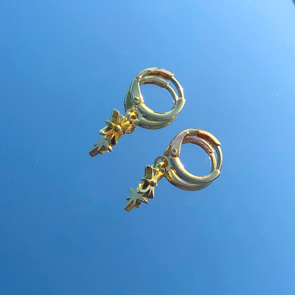 ✨ handmade “starlight” huggie earrings